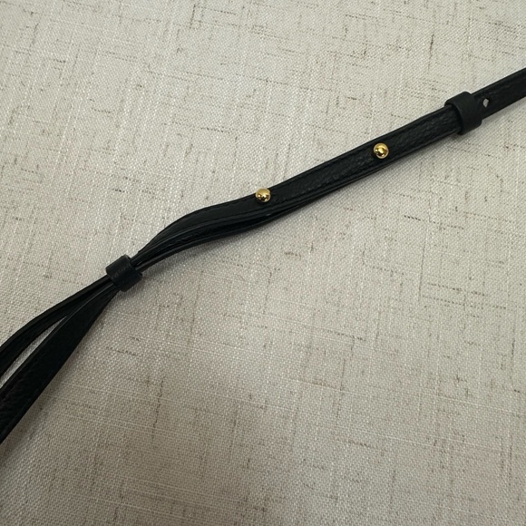 Marc Jacobs Elegant Black Crossbody Bag - Picture 10 of 12